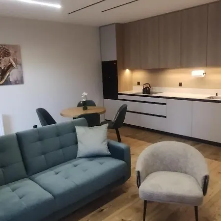 Apartament,,Nuta